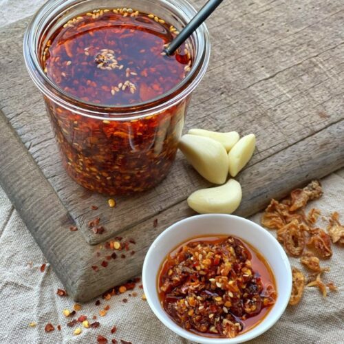 CHILLI GARLIC CRISP OIL