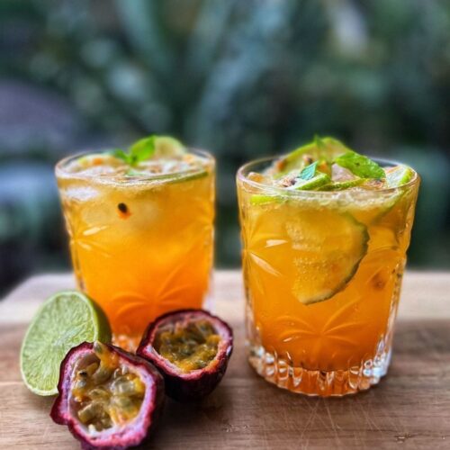 PASSIONFRUIT COCKTAILS ON BOARD