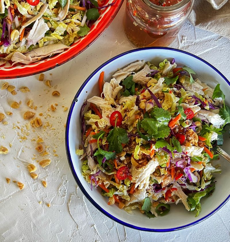 VIETNAMESE CHICKEN SALAD IN BOWL