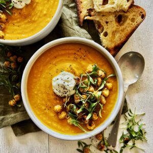 roasted carrot soup in bowls