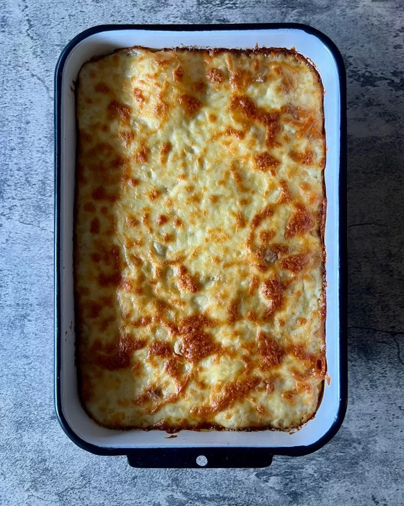 cheesy pasta bake