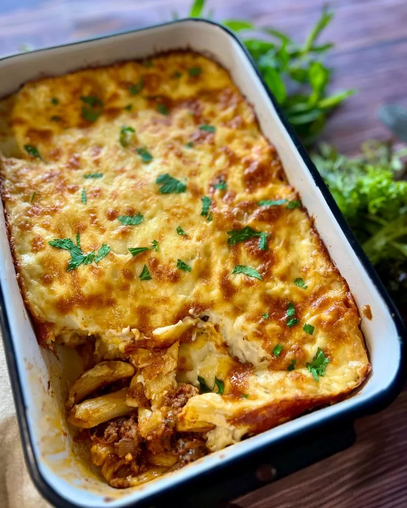 middle eastern lamb pasta bake