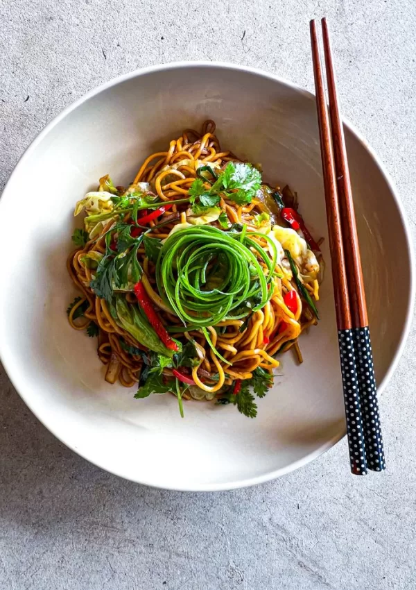 Quick Cantonese Style Soy Sauce Noodles